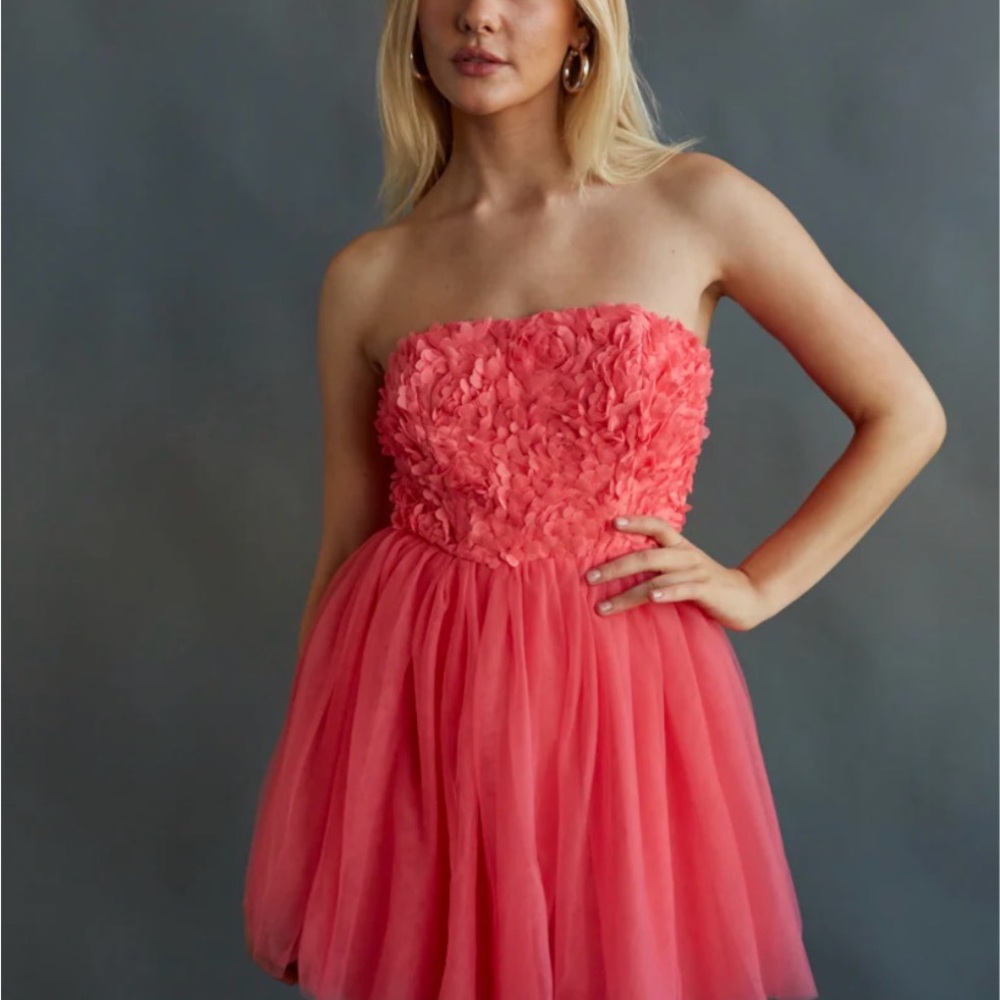 NWT American Threads Strapless Coral Dress